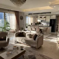 ۱۳۵متر۳خواب لوکس تک واحدی ۲پارکینگ ۵ساله