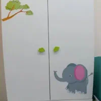 سرویس کامل تخت و کمد برند اپادانا طرح فیلی