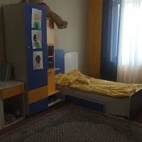 تخت و کمد نوجوان|تخت و سرویس خواب|شیراز, باغ تخت|دیوار