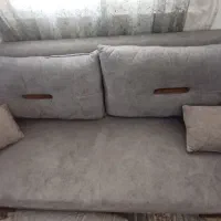 ۱مبل۳نفره و۲نفره کلا۵نفره باپرده ۲تیکه