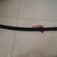 یک عدد شمشیر یا کاتانا