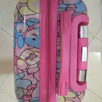 چمدان فایبر گلاس بچگانه کیتی سایز تقریبا متوسط|اسباب و اثاث بچه|تهران, تولید دارو|دیوار