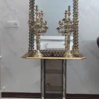 آینه وشمعدان با میز