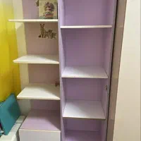 کمد اسباب بازی و دوعدد پاتختی