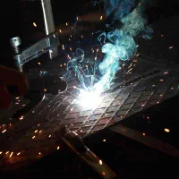 نیروی جوشکار آماده همکاری