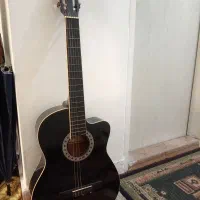گیتار در حد نو