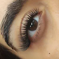 اکستنشن و کاشت تخصصی مژه، لیفت و لمینت مژه و ابرو|خدمات آرایشگری و زیبایی|قم, باجک دو|دیوار
