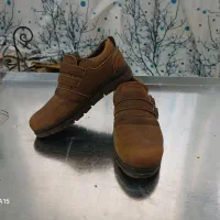 کفش پسرانه شماره۳۲|کیف، کفش، کمربند|قم, دروازه ری|دیوار