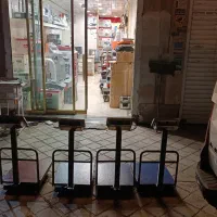 باسکول ۳۵۰کیلو و ۱۸۰کیلو تاشو با گارانتی ۱۴ماه|فروشگاه و مغازه|پاکدشت, پاکدشت (مامازند)|دیوار