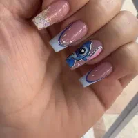 کاشت ناخن حرفه ای