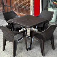 صندلی پلاستیکی نیلگون۵