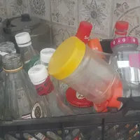 مقداری شیشه مناسب آب قوره یا آب لیمو وربع یا مربا