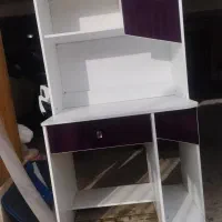 میز تحریر و کتاب خانه مدرن