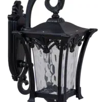 چراغ دیواری حیاط باغی