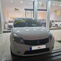 ساندرو اتومات مدل ۹۵|خودرو سواری و وانت|قم, صفاشهر|دیوار