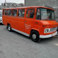 مبنی بوس بنز