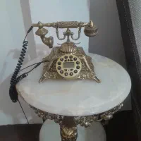 تلفن و میز تلفن برنز
