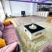 سوییت اجاره ای دو خوابه نوساز با پارکینگ درجوانرود