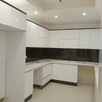 کابینت‌ضدآب‌هایگلس+تاج و پاخور صدرنگ