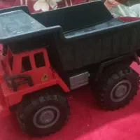 کامیون اسباب‌بازی مدل آمریکایی