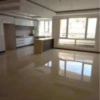 ۱۰۰متر ۲خواب طبقه آخر  تک واحدی بلوار دریا
