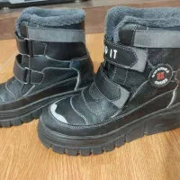 بوت پسرانه سایز ۳۶ نو