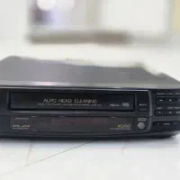 ۲دستگاه نوار ویدیو aiwa japan و دی‌وی‌دی خوان sony