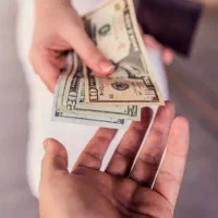 ضامن کارمندوکاسب بارتبه بالا و جذب ضامن