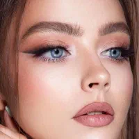 آموزش وخدمات میکاپ ناخن پدیکور|خدمات آرایشگری و زیبایی|کرمانشاه, |دیوار