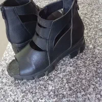 کفش تابستونی