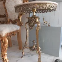 میز برنجی