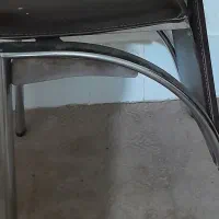 صندلی فلزی سالم