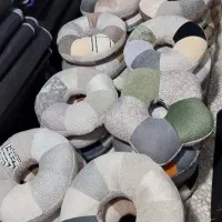 بالش گرد نشینمن