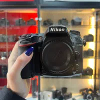 دوربین پرچمدار نیکون Nikon d7200 بدنه|دوربین عکاسی و فیلمبرداری|کرج, گلشهر|دیوار