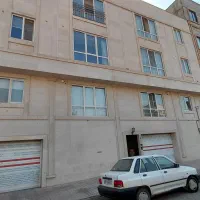 ۸۳ متر سند دار دانش چهارراه ایران خودروبا پارکینگ