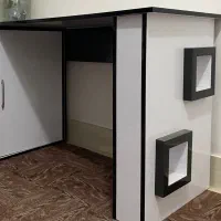 میز کامپیوتر و تلویزیون دستە دوم
