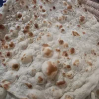 نان تنوری تازه گرم|خوردنی و آشامیدنی|قم, چهار مردان|دیوار