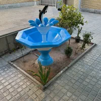 حوض با دلفین