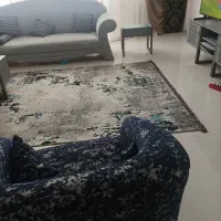 یک دست مبل راحتی ومیز ناخوری اینه کنسول