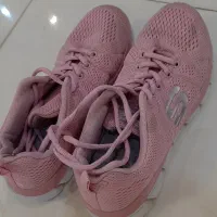 تعدادی کفش و کتونی دخترانه|کفش و لباس بچه|لاهیجان, گلستان|دیوار