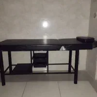 تخت ماساژ و فشیال و وسیله‌های ماساژ