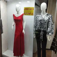 مانکن ایستاده و قفسه|فروشگاه و مغازه|صومعه‌سرا, |دیوار
