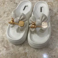 کیف و کفش مجلسی|کیف، کفش، کمربند|رباطکریم, رباطکریم|دیوار