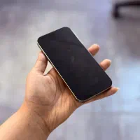 iphone 16 pro|موبایل|شیراز, قدوسی غربی|دیوار