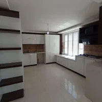 آپارتمان/75متری/1خواب/طبقه همکف/پارکینگ