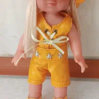 عروسک‌ زرد اکبند