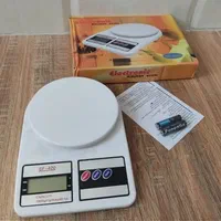 ترازو اشپزخانه 10 کیلو دقت1گرم ترازو گرمیsf400