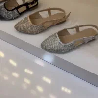 دمپایی و کفش  بچگانه|کفش و لباس بچه|زاهدان, |دیوار