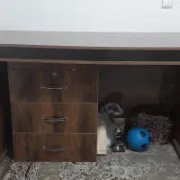 فروش میزمدیریت