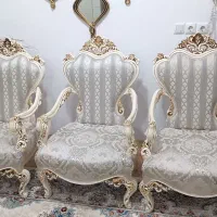 مبل کلاسیک هشت نفره همراه دو میزبان .. و میز عسلی|مبلمان خانگی و میز عسلی|لاهیجان, گلستان|دیوار